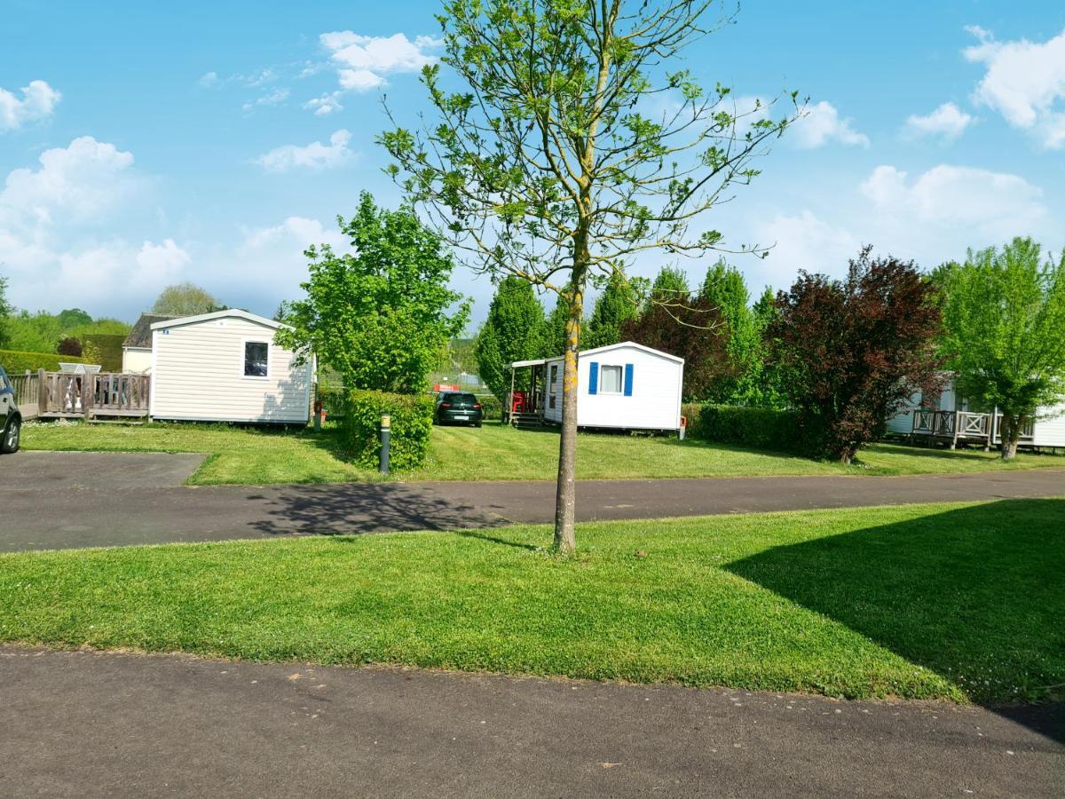 Resort & Camping - Val De Braye Besse-sur-Braye ภายนอก รูปภาพ