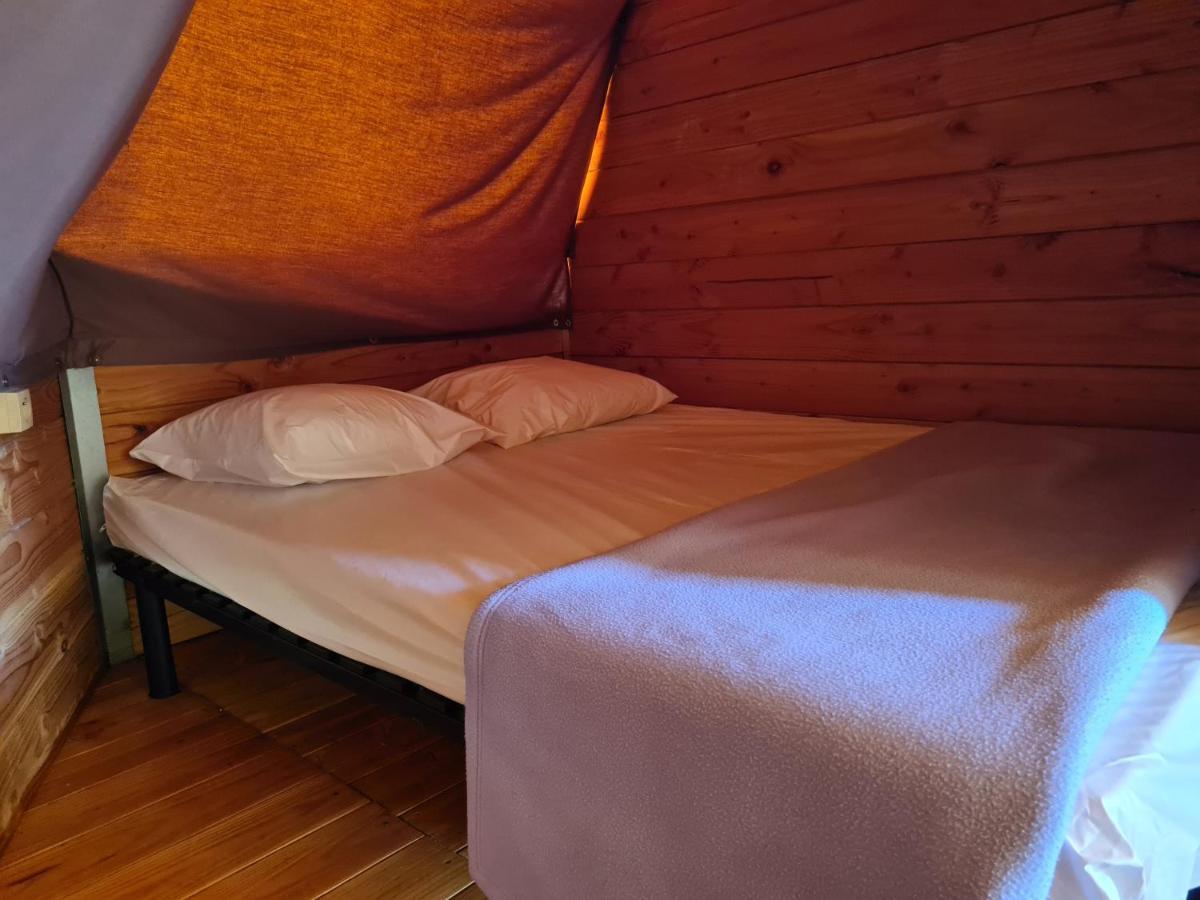 Resort & Camping - Val De Braye Besse-sur-Braye ภายนอก รูปภาพ