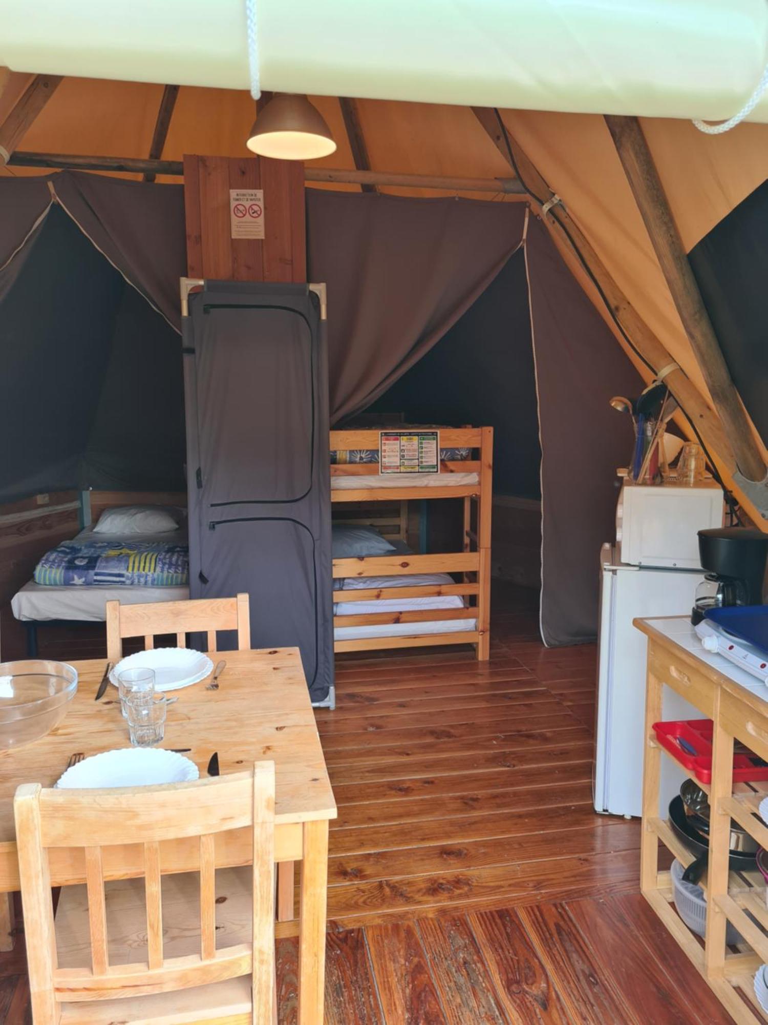 Resort & Camping - Val De Braye Besse-sur-Braye ภายนอก รูปภาพ